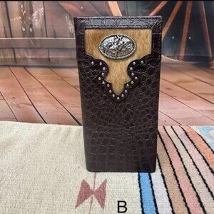 Alligator Print Leather Wallet with Bull Rider Concho On Cowhide Inlay